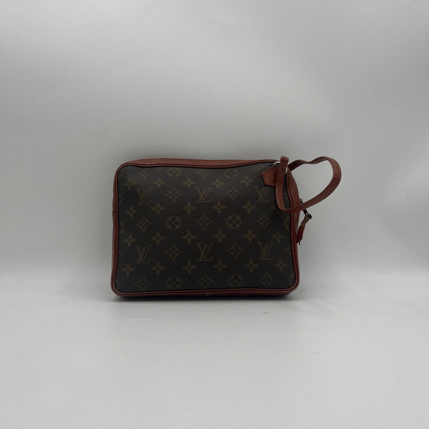 LV Monogram Pochette Sac Sports Clutch (1)