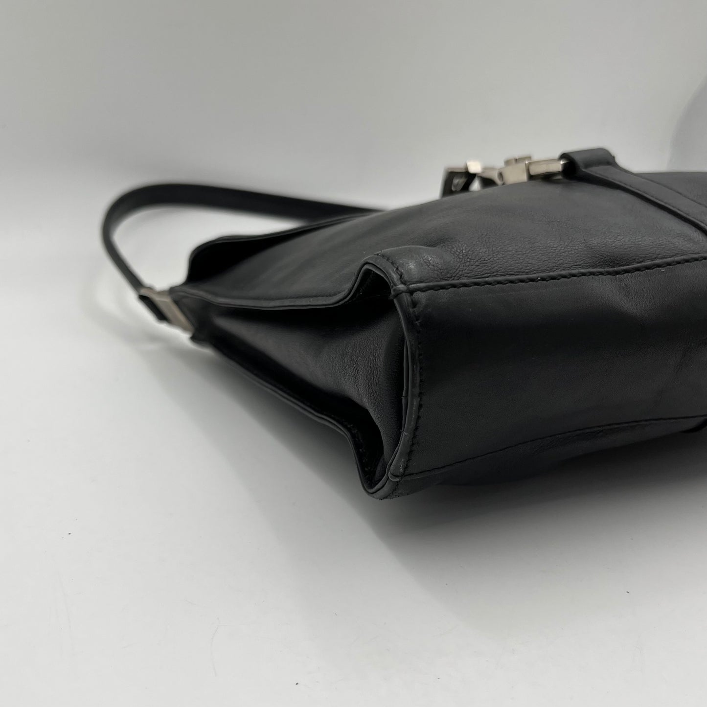 Gucci Black Leather Jackie Shoulder Bag