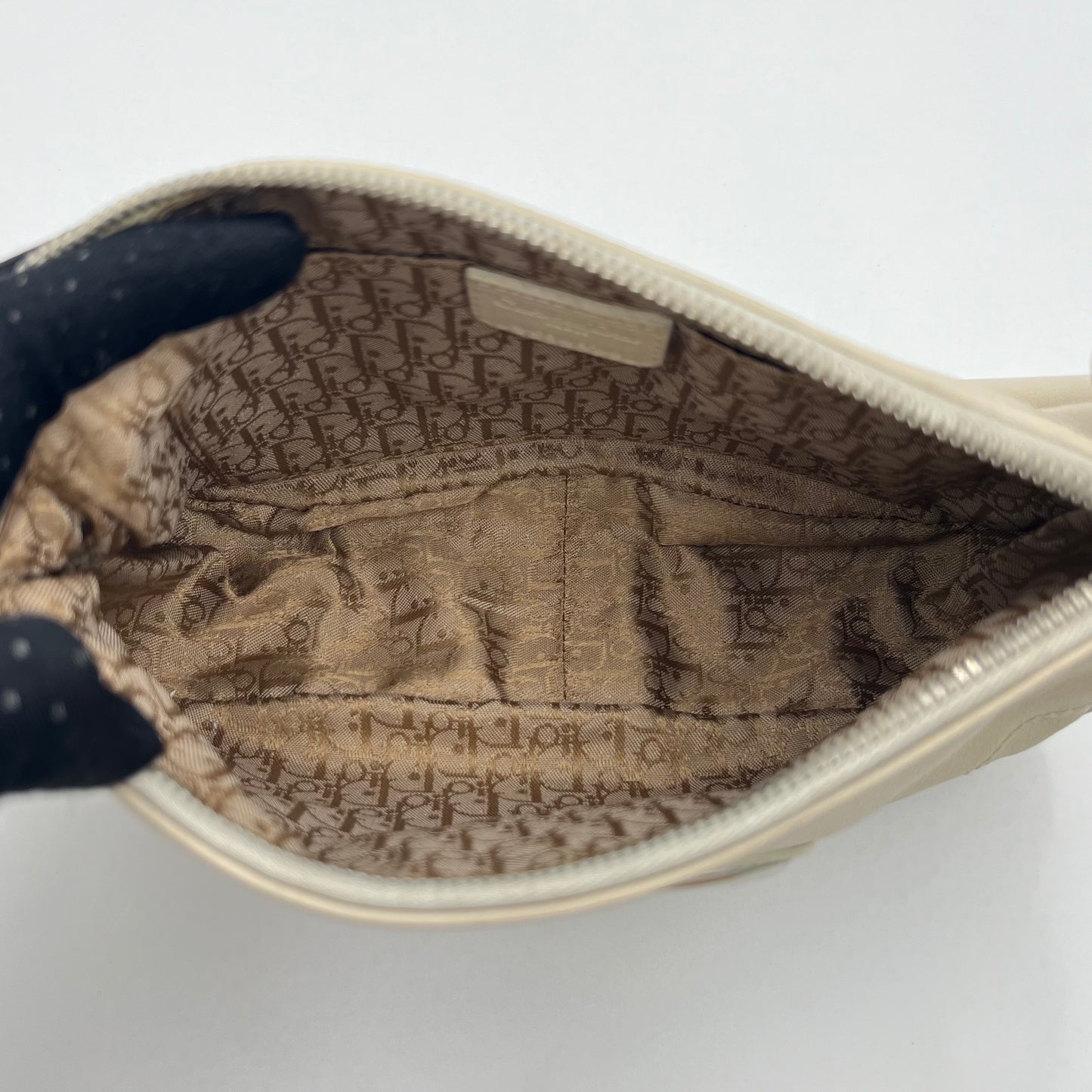 Christian Dior White Leather CD Logo Pochette