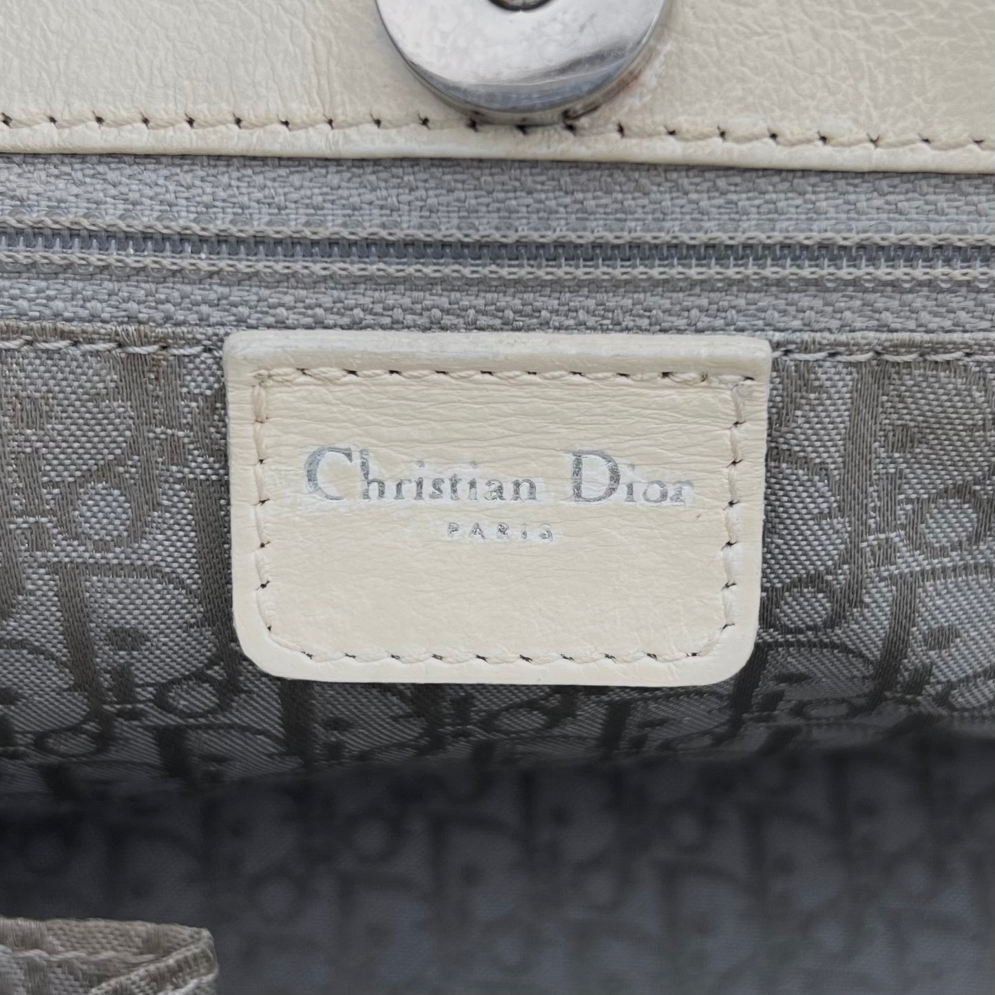 Christian Dior White Leather Interlocking CD Handbag