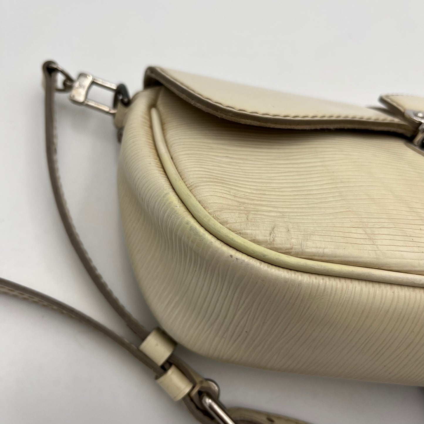 LV White Epi Leather Montaigne Clutch Pochette