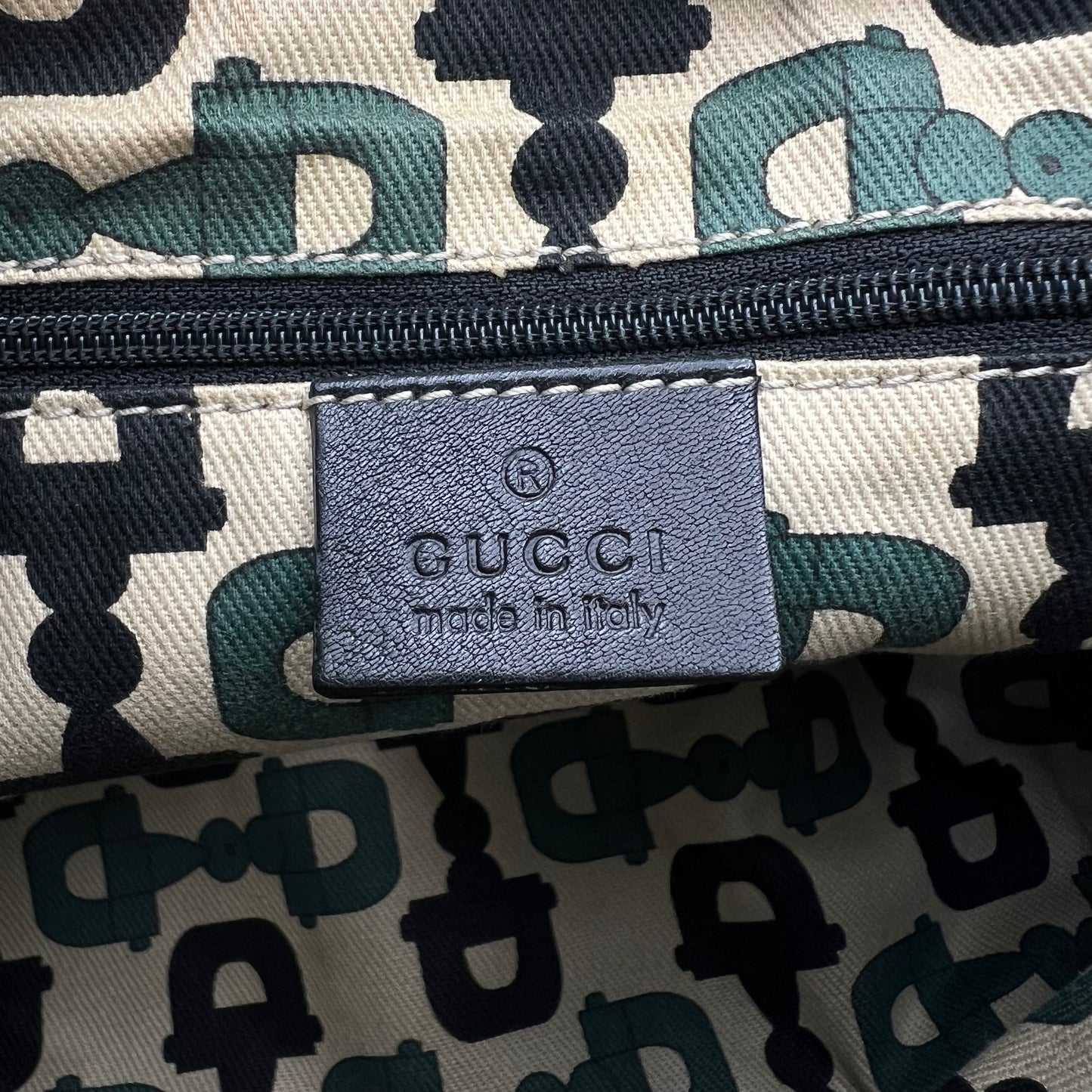 Gucci Black Guccissima Abbey D-Ring Shoulder Bag