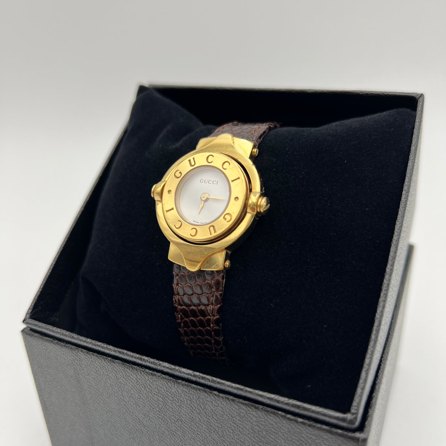 Gucci 6600 Series Watch