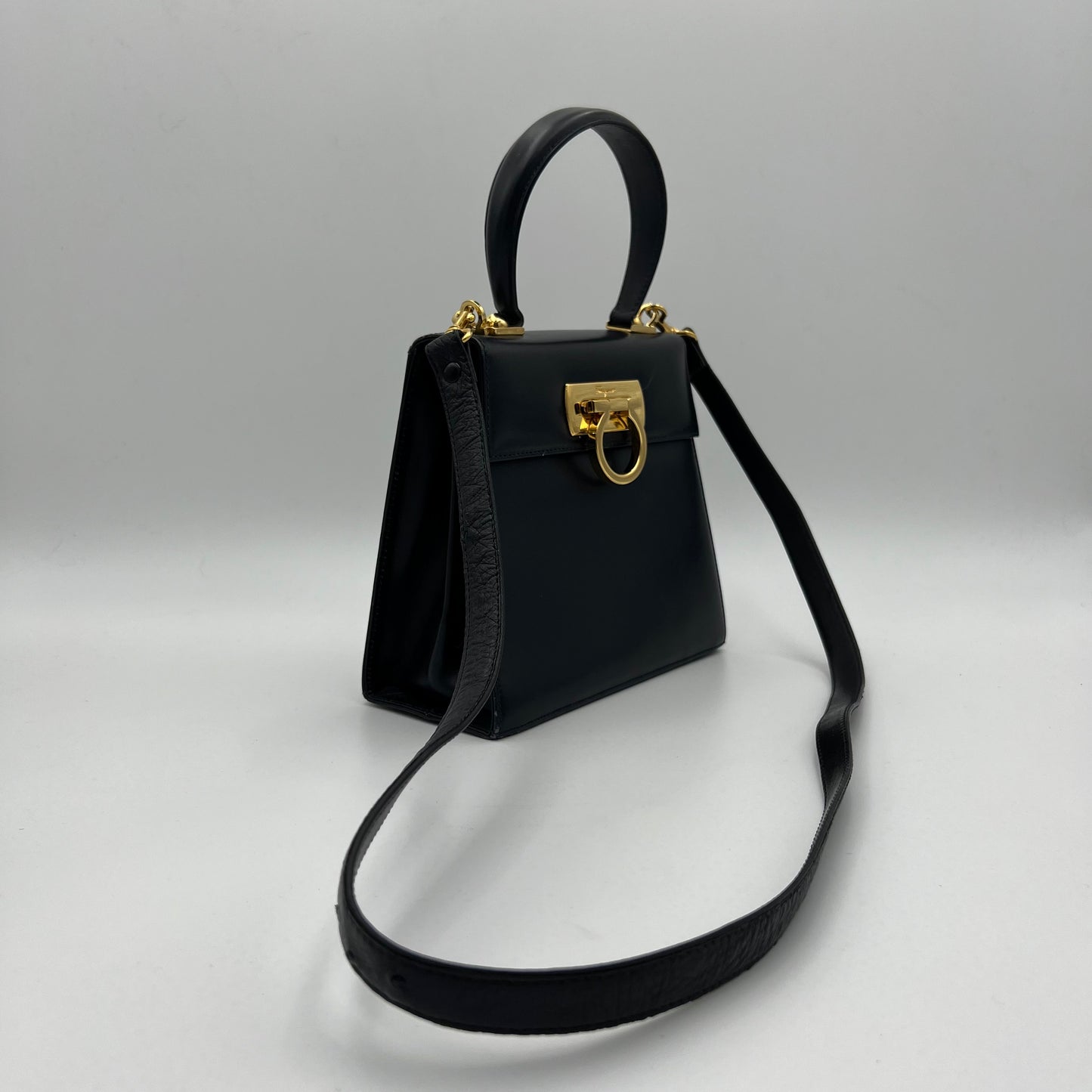 Salvatore Ferragamo Leather Ganicini Handbag