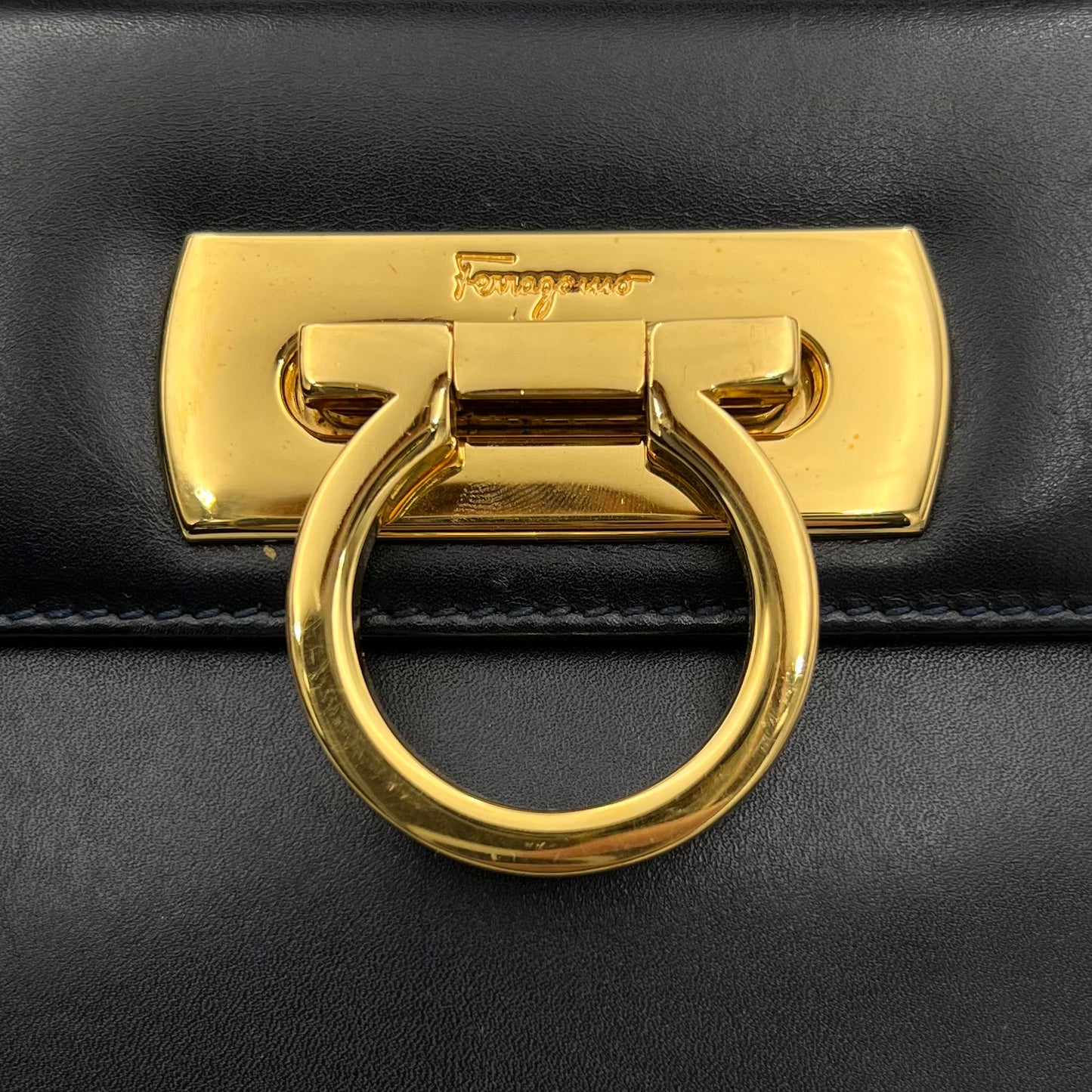 Salvatore Ferragamo Leather Ganicini Handbag