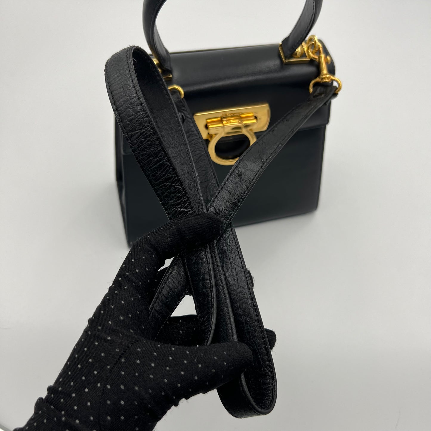 Salvatore Ferragamo Leather Ganicini Handbag