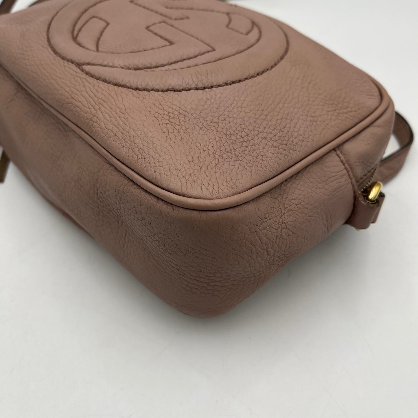 Gucci Dust Pink Leather Soho Disco Crossbody