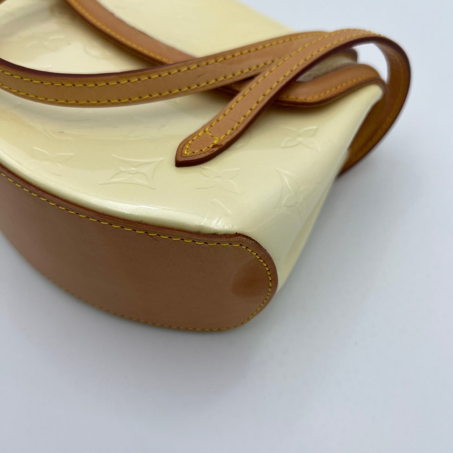LV Perle Monogram Vernis Biscayne Bay PM