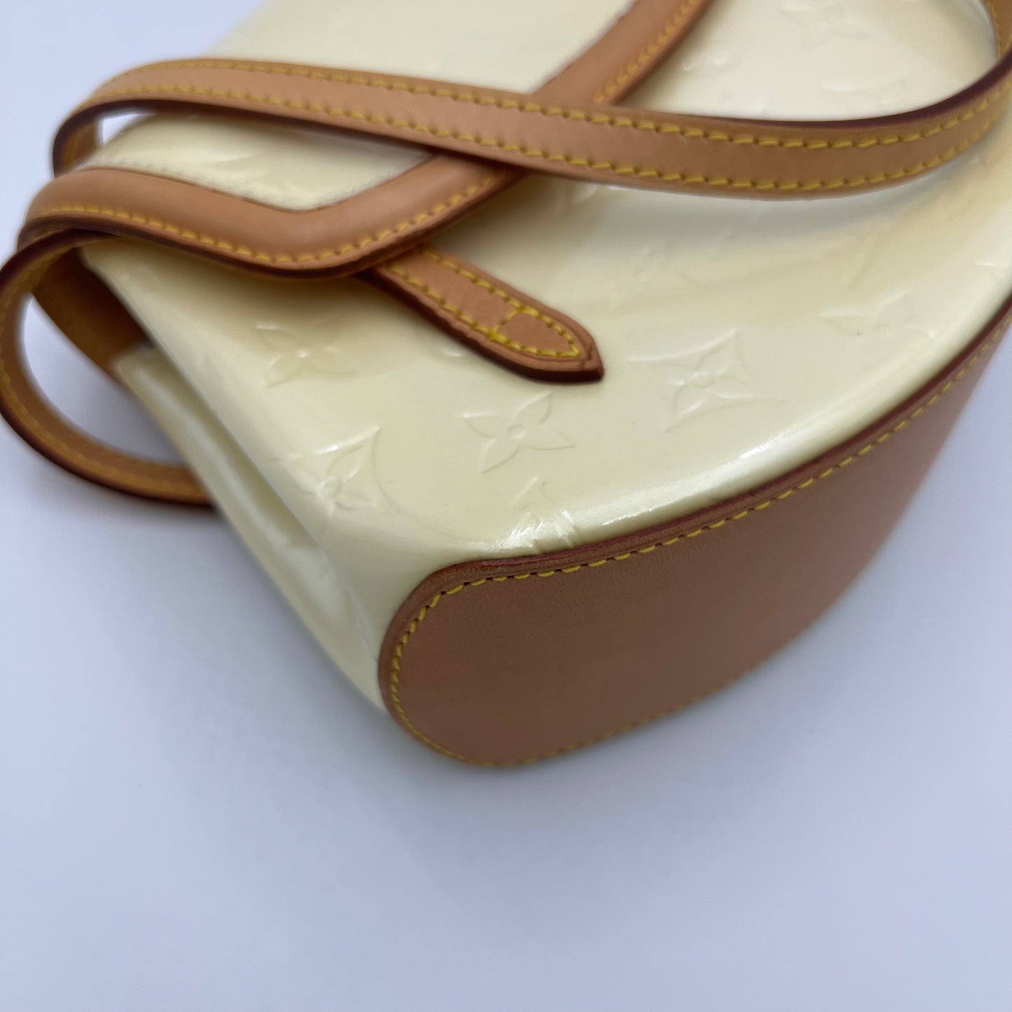LV Perle Monogram Vernis Biscayne Bay PM