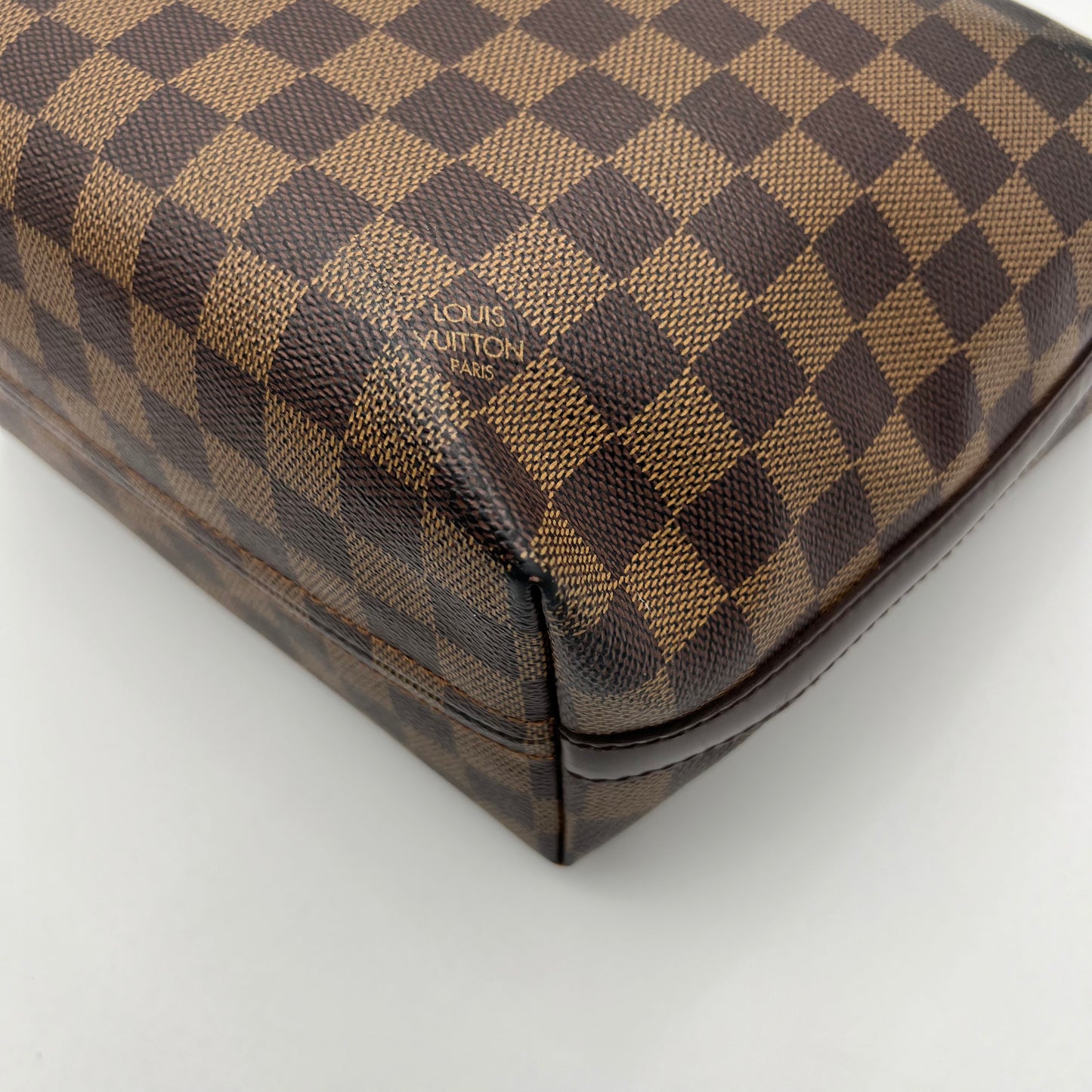 LV Damier Ebene Illovo MM