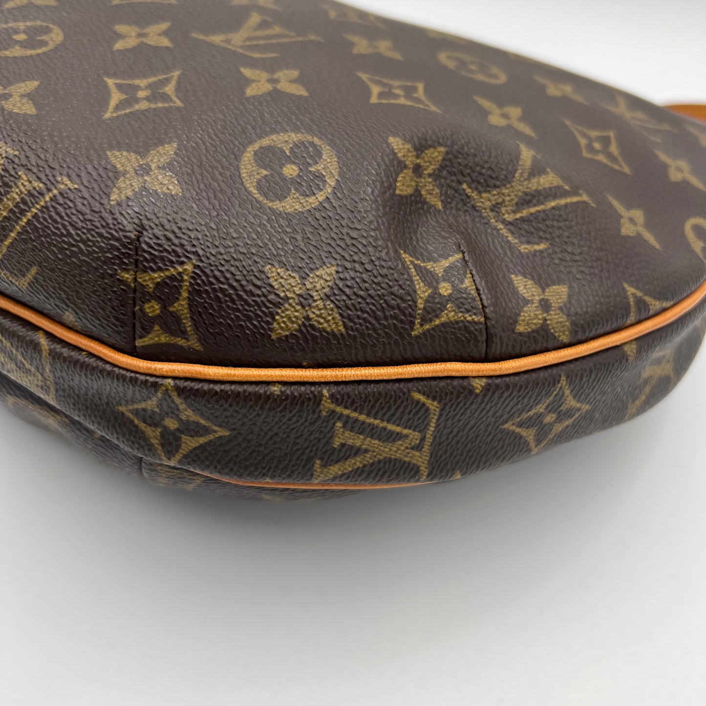 LV Monogram Croissant PM
