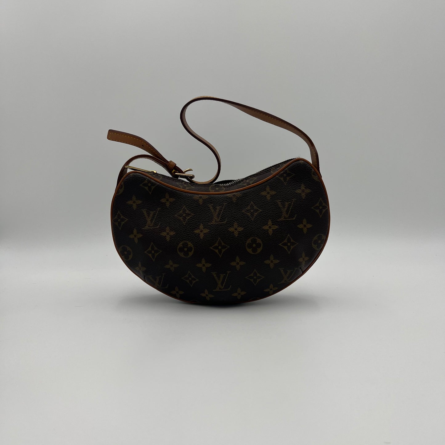 LV Monogram Croissant MM