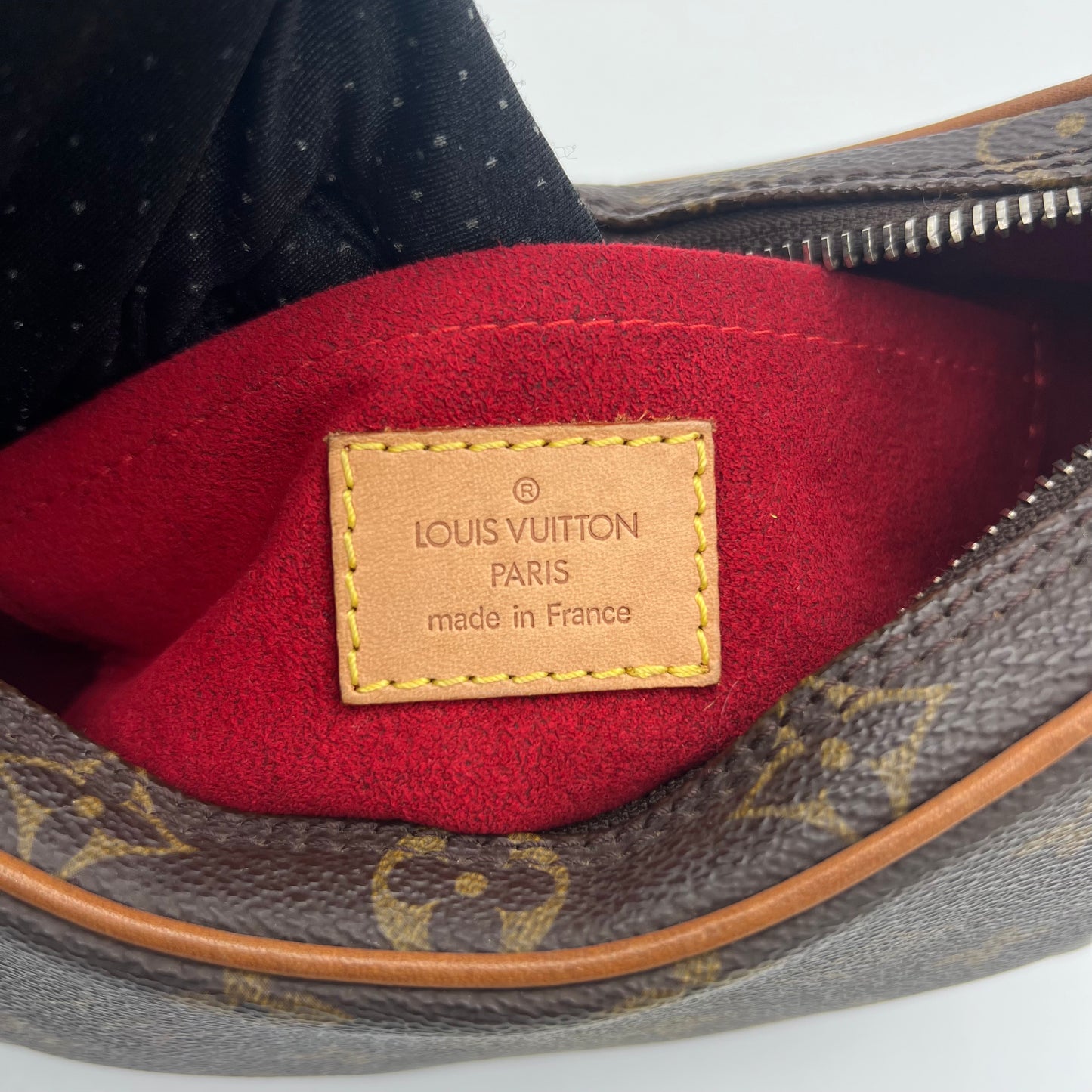 LV Monogram Croissant MM