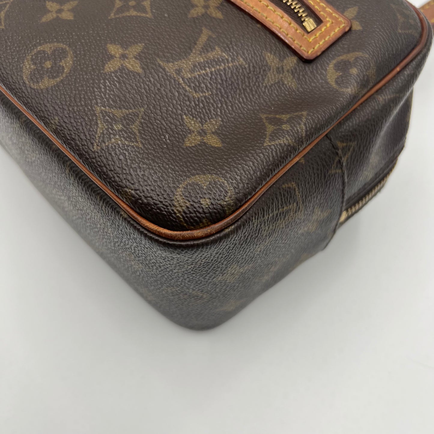 LV Monogram Cite MM