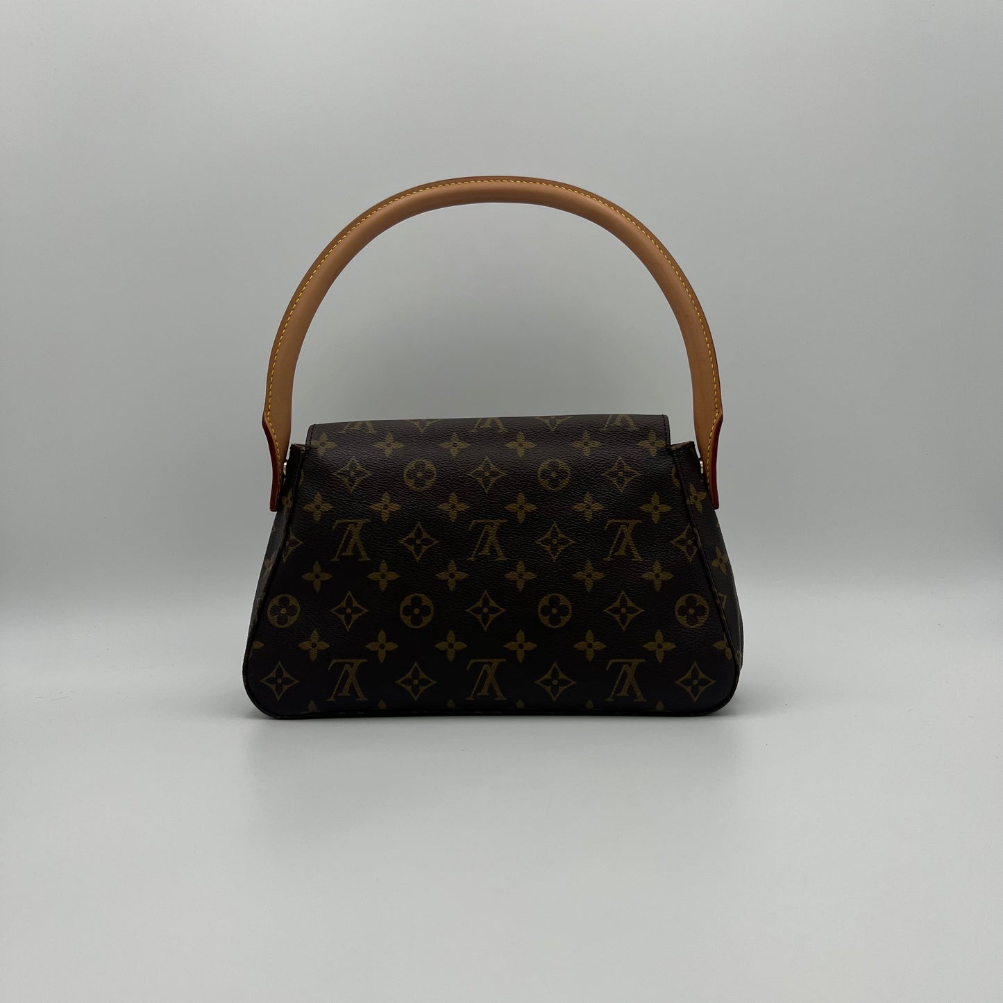 LV Monogram Looping PM