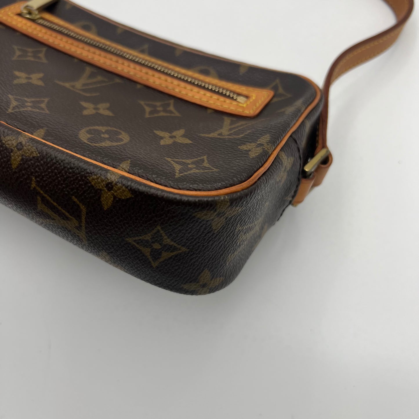 LV Monogram Cite PM