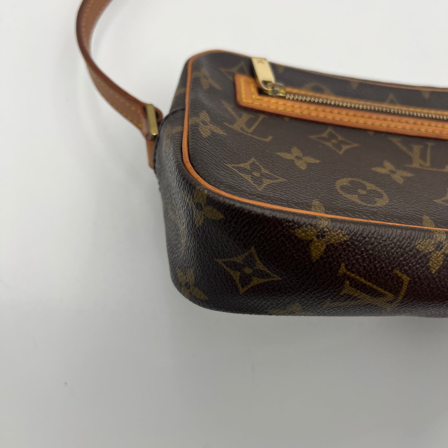 LV Monogram Cite PM