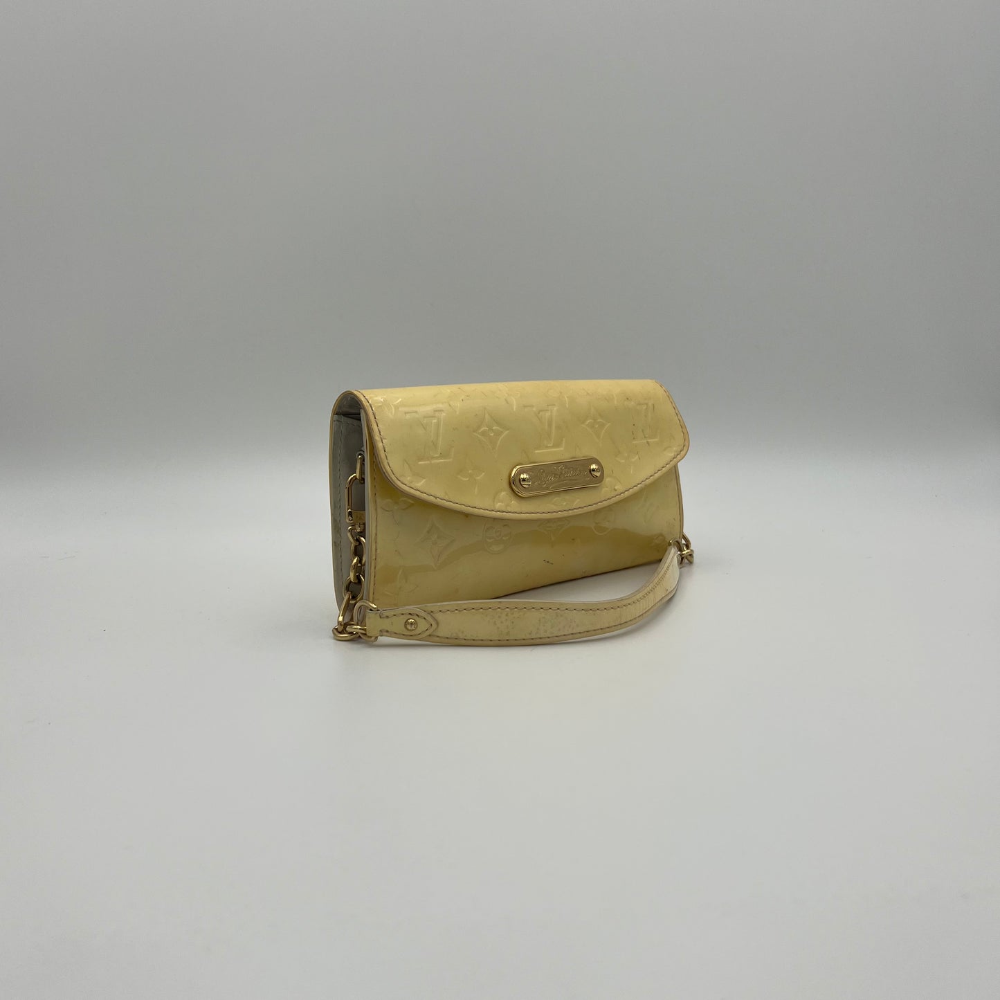 LV Light Yellow Vernis Sunset Boulevard Clutch