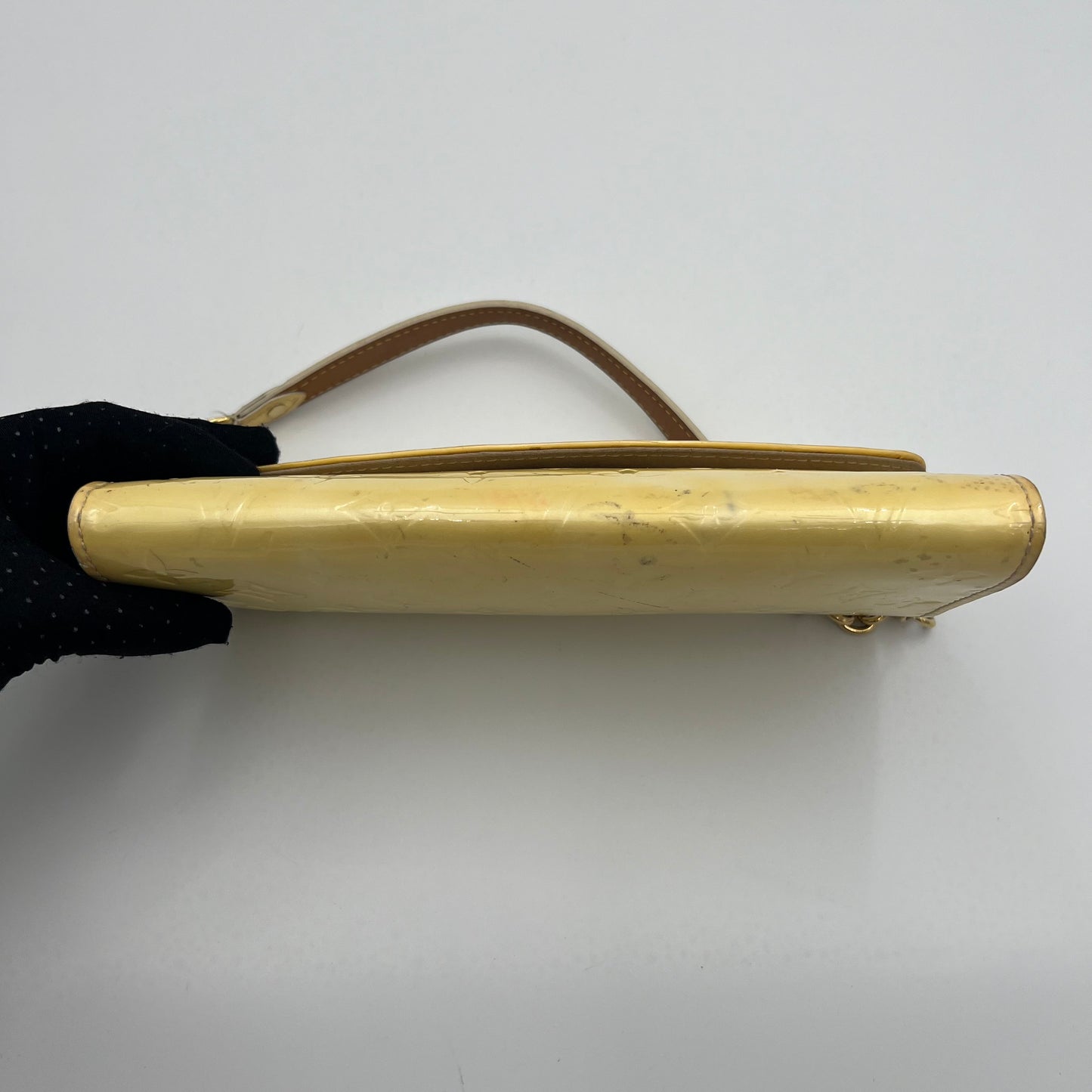 LV Light Yellow Vernis Sunset Boulevard Clutch
