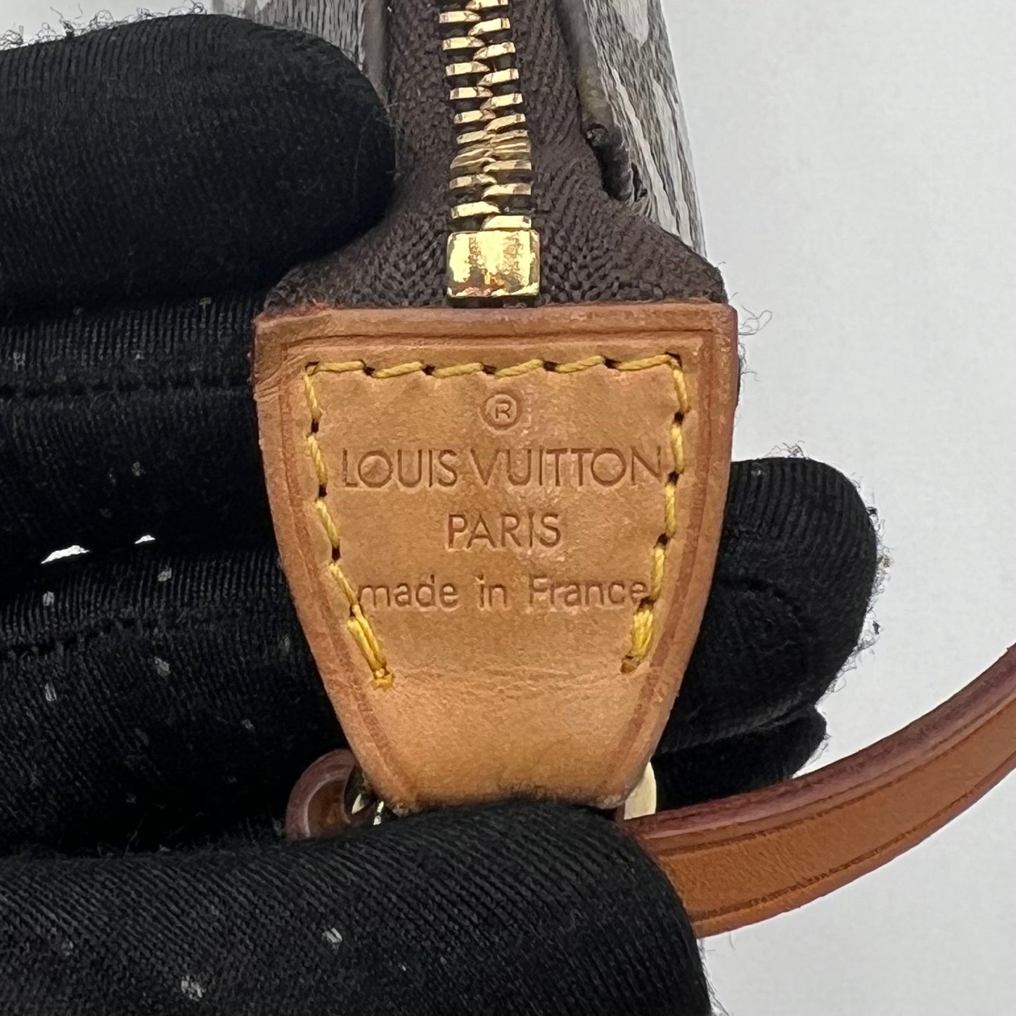 LV Stephen Sprouse White Graffiti Pochette