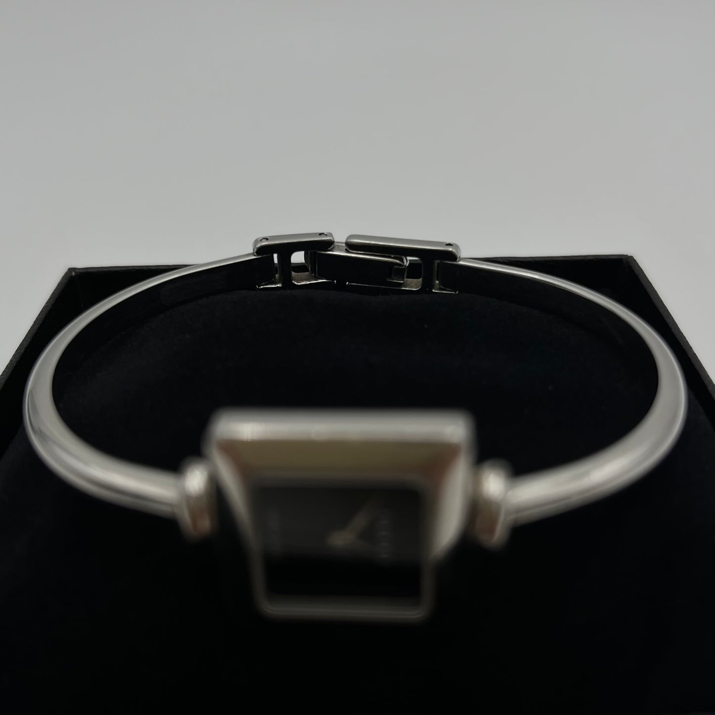 Gucci 1900L Square Black Dial Stainless Steel Bangle