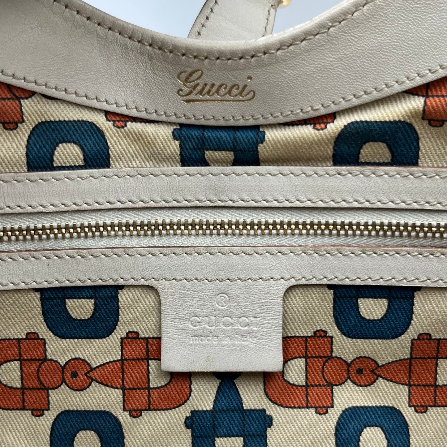 Gucci Off White Guccissima Leather Jackie Shoulder Bag