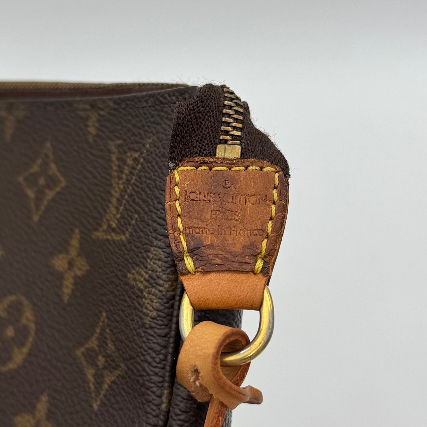 Louis Vuitton Monogram Pochette