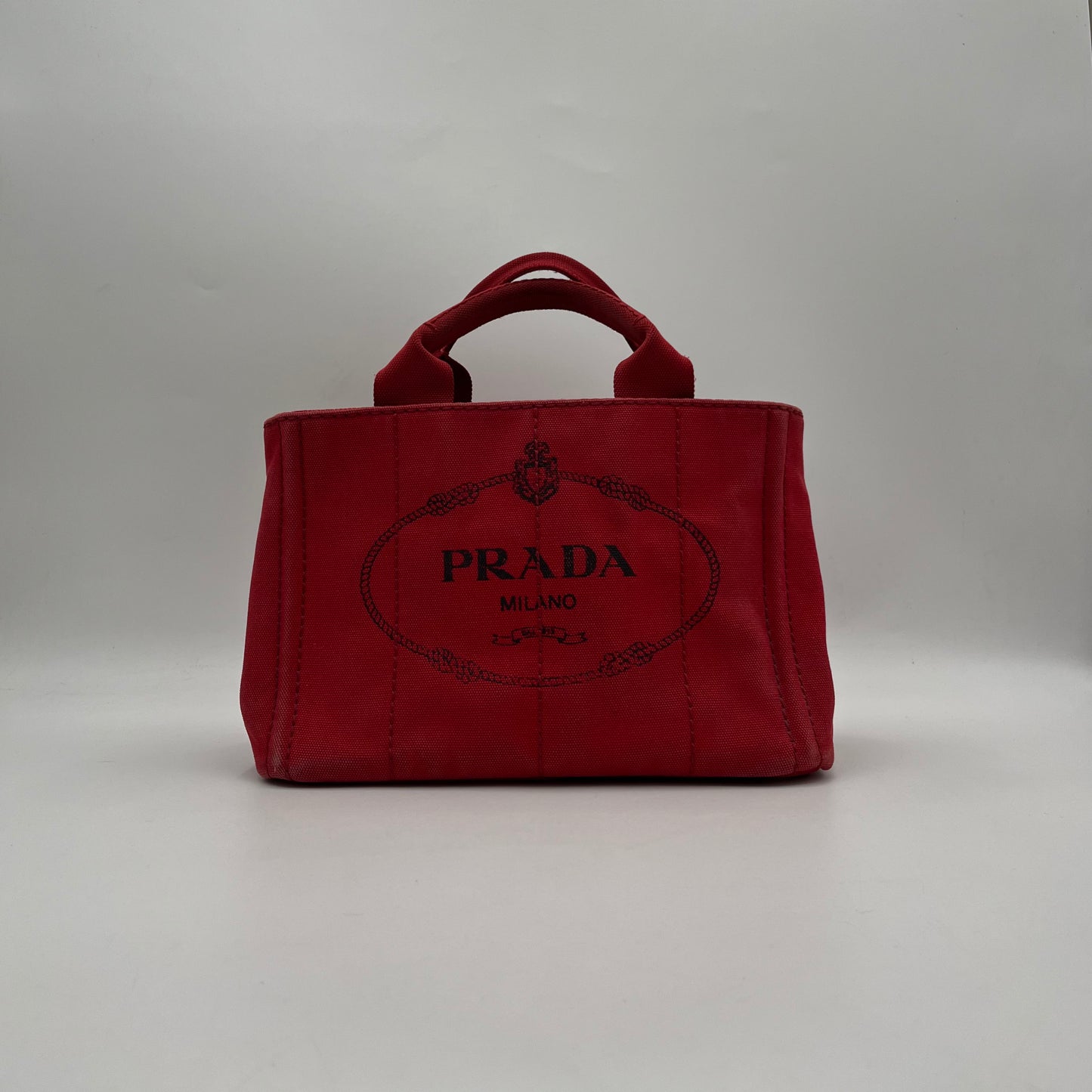 Prada Red Canapa