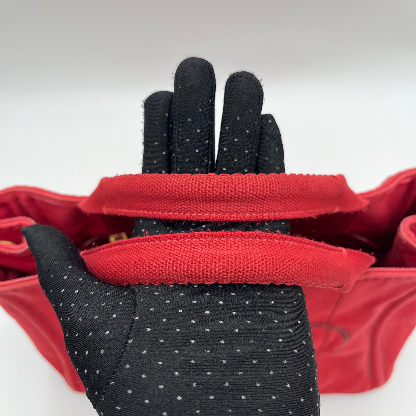 Prada Red Canapa