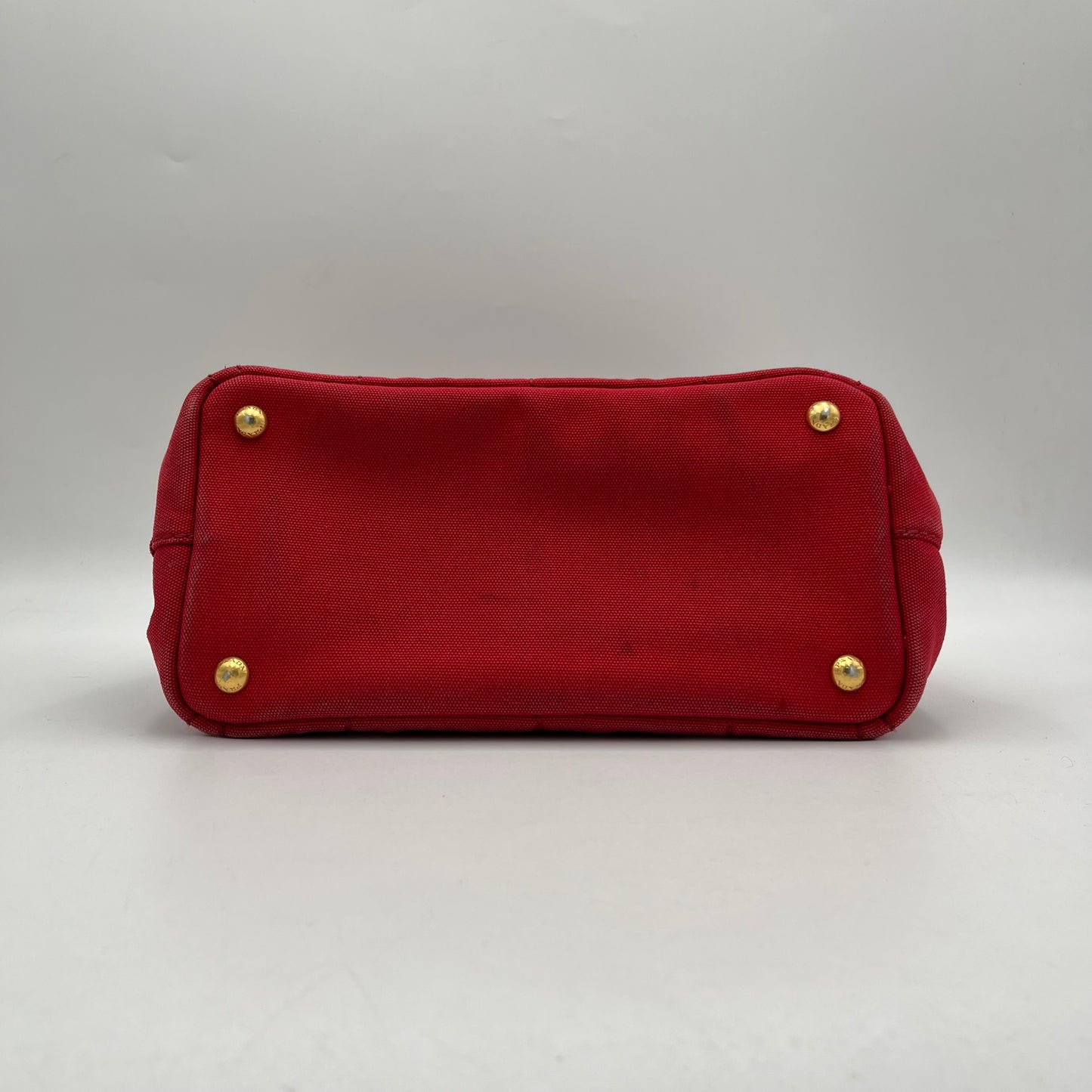 Prada Red Canapa