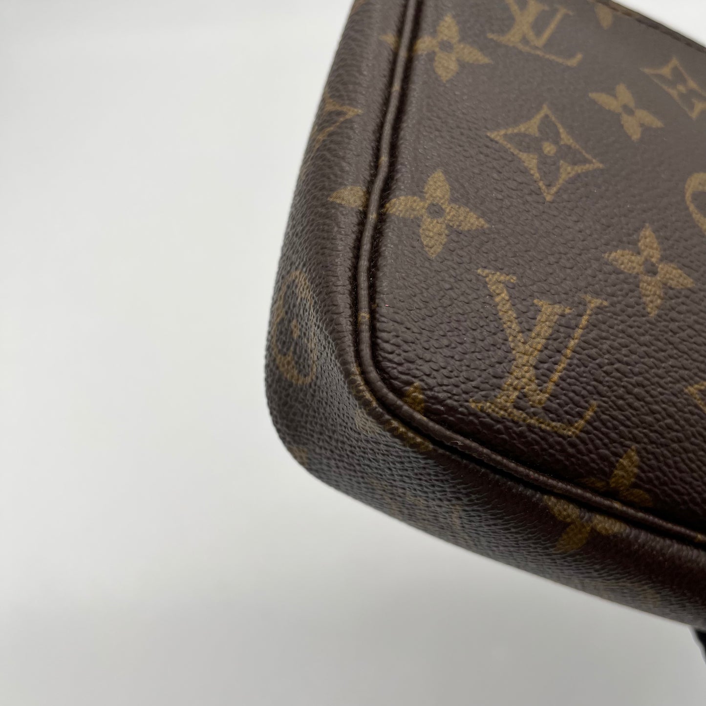 LV Takashi Murakami Monogram Panda Pochette