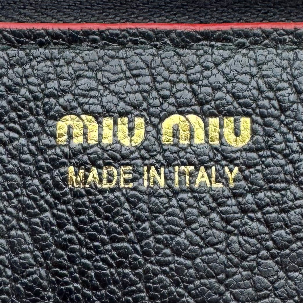 Miu Miu Black Leather Red Heart Madras Love L Shape Zippy Card Case