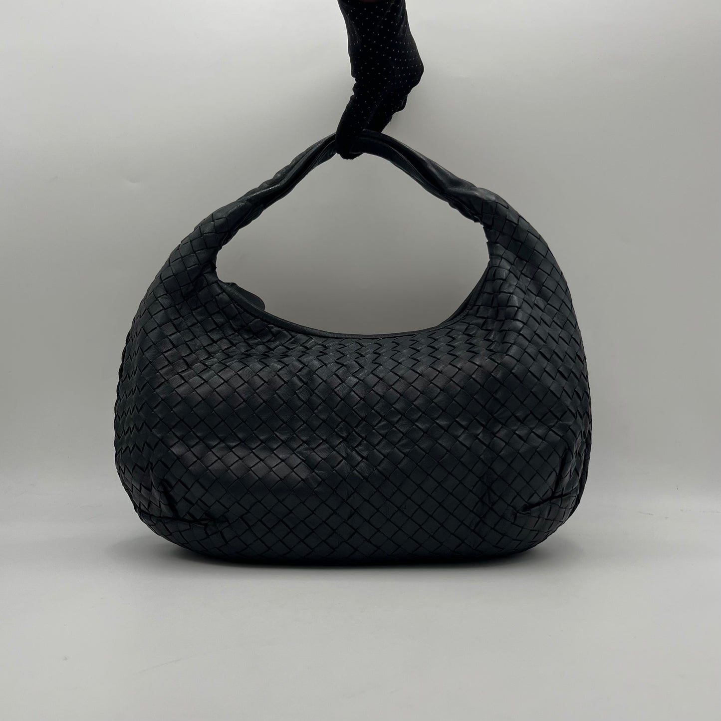 Bottega Veneta Black Intrecciao Hobo Shouder Bag