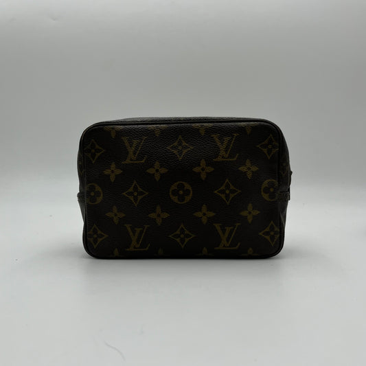 LV Monogram Trousse 18