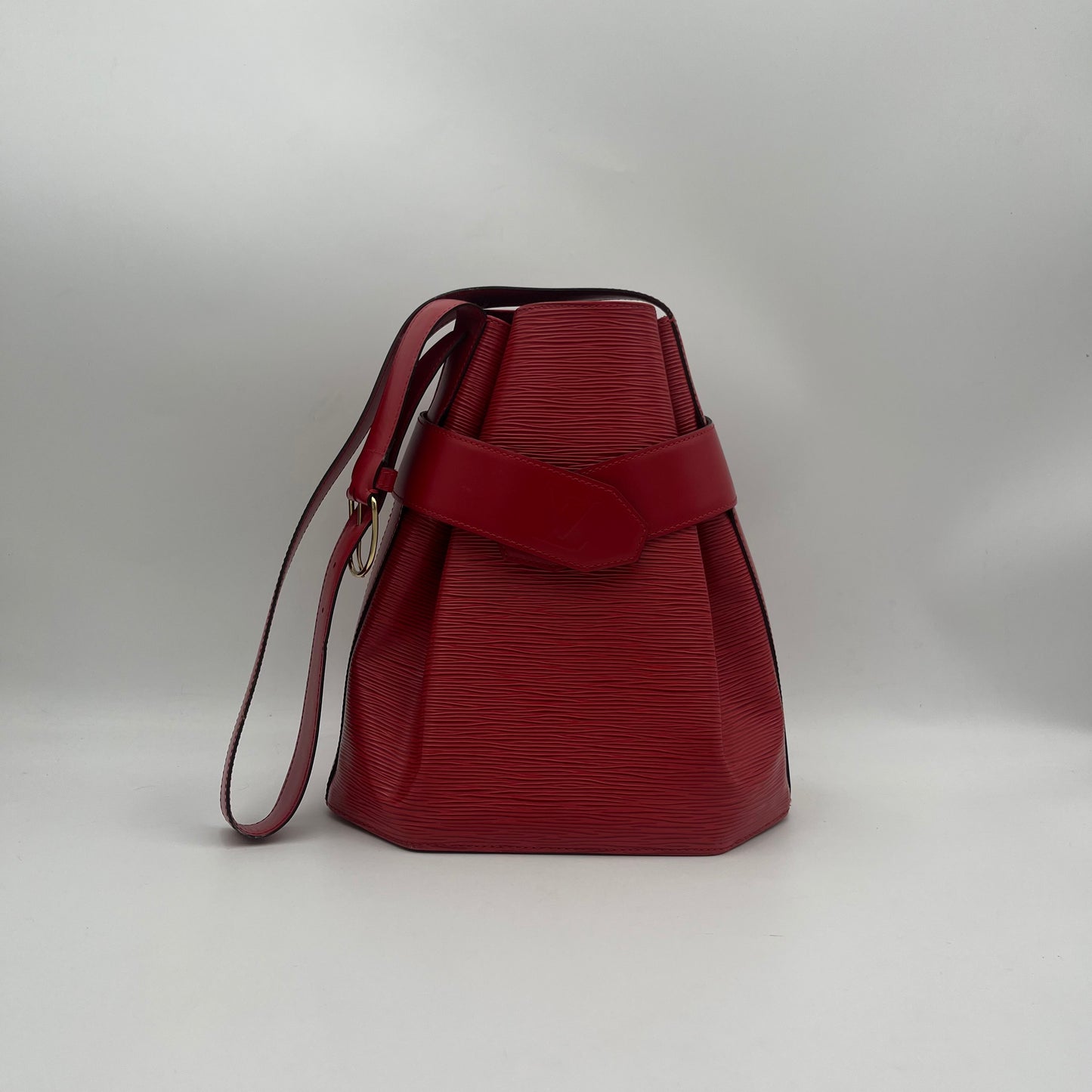 LV Red Epi Sac De Paule Sling