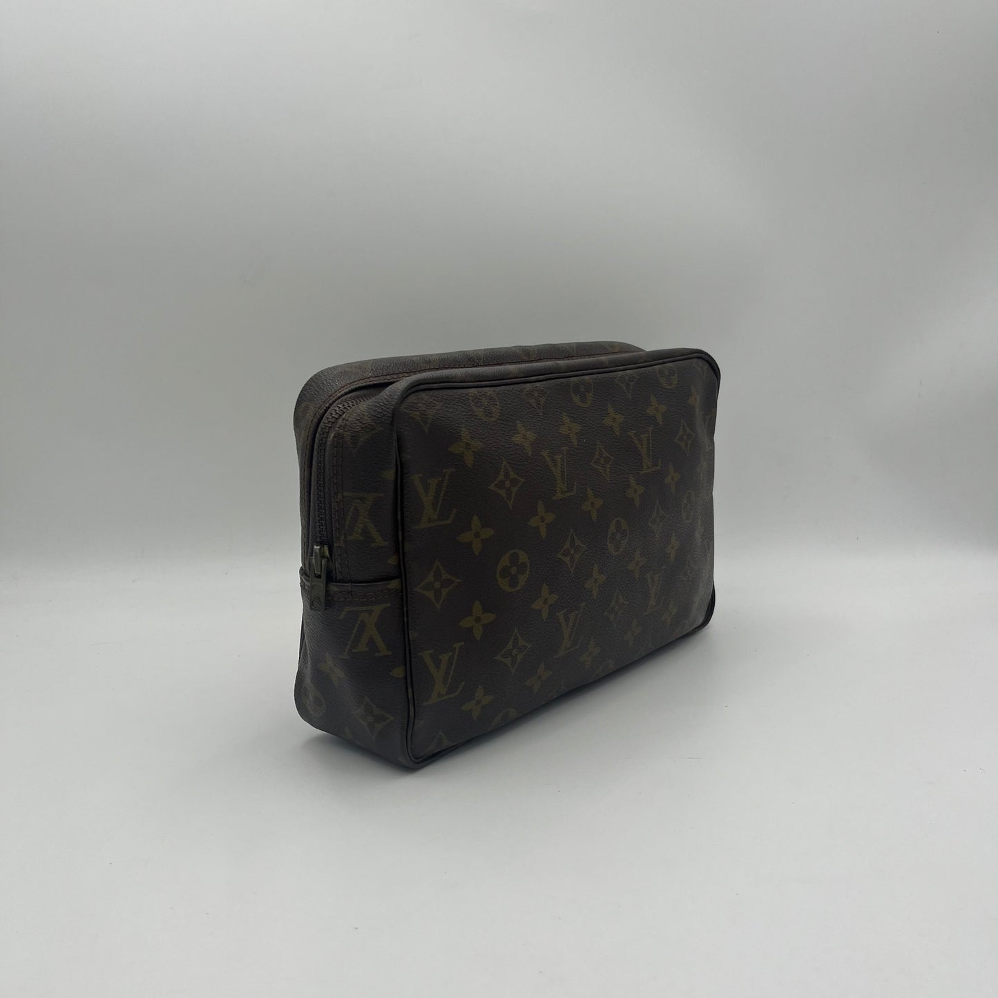 LV Monogram Trousse 28