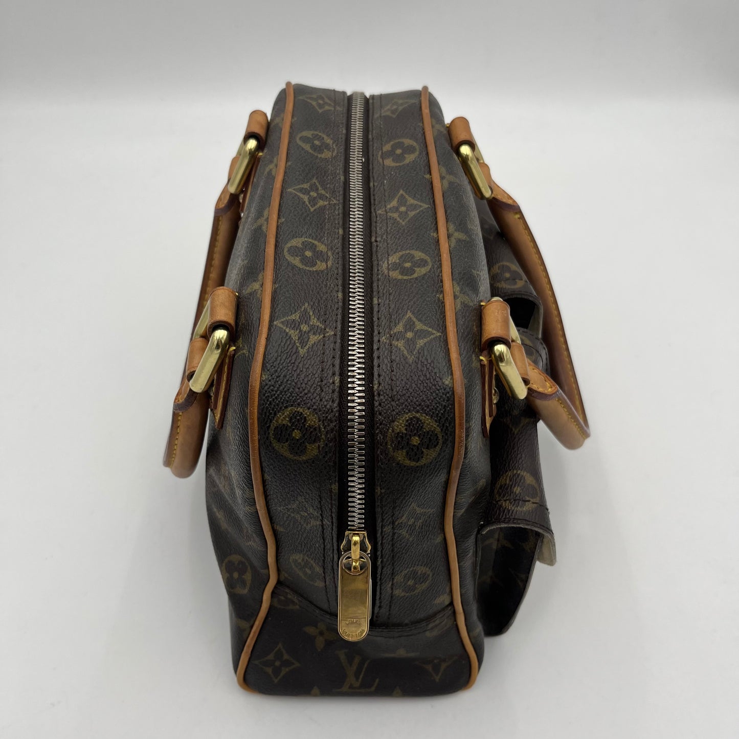 LV Monogram Manhattan PM