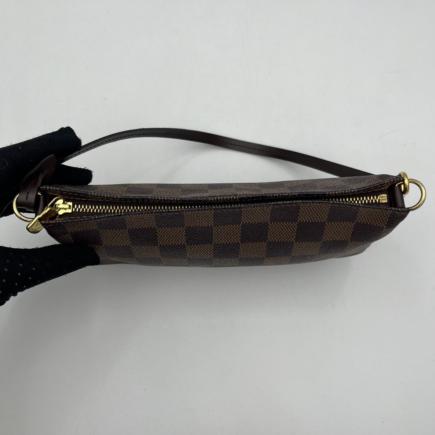 LV Damier Ebene Navona Pochette