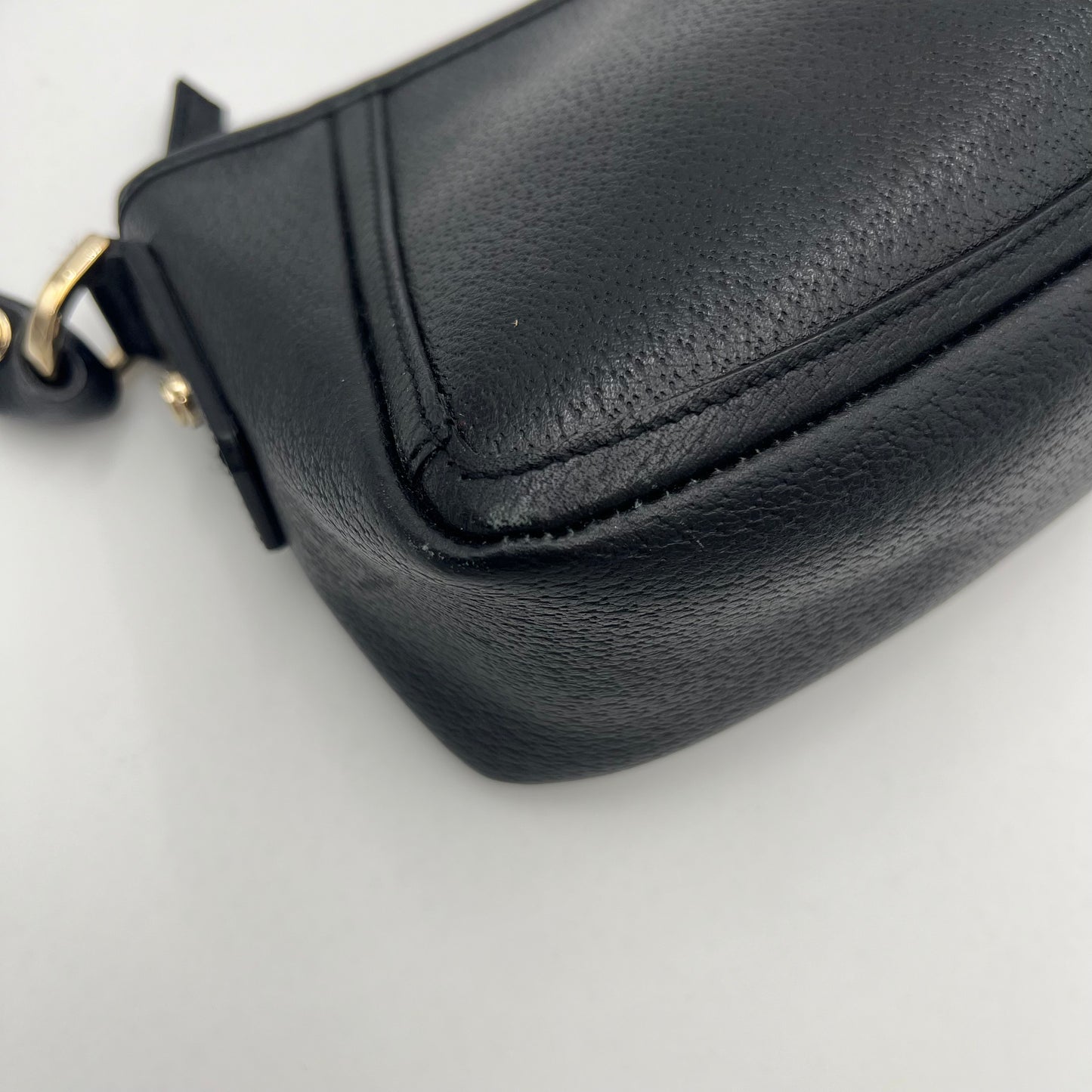 Gucci Black Leather Abbey D-Ring Pochette