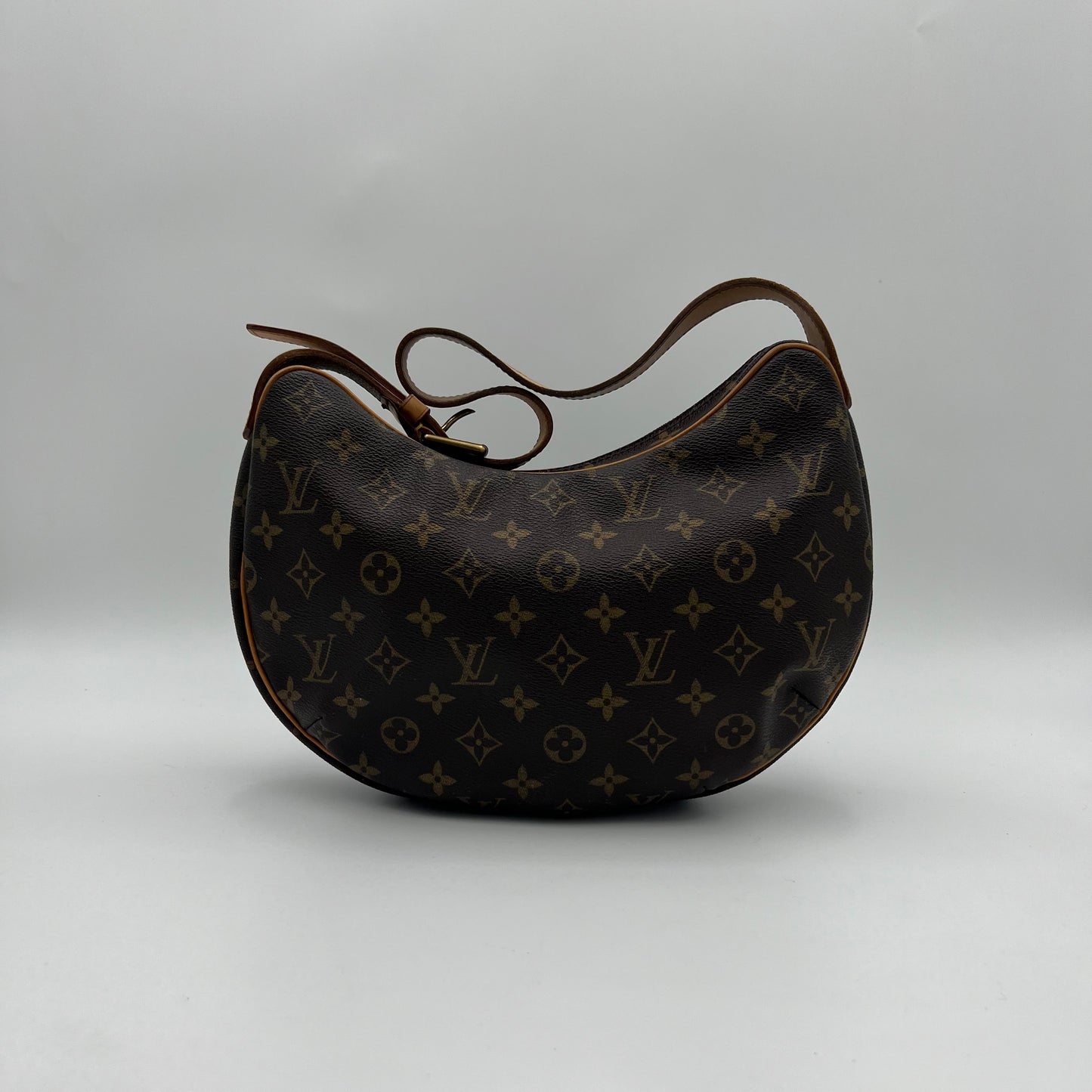 LV Monogram Croissant MM