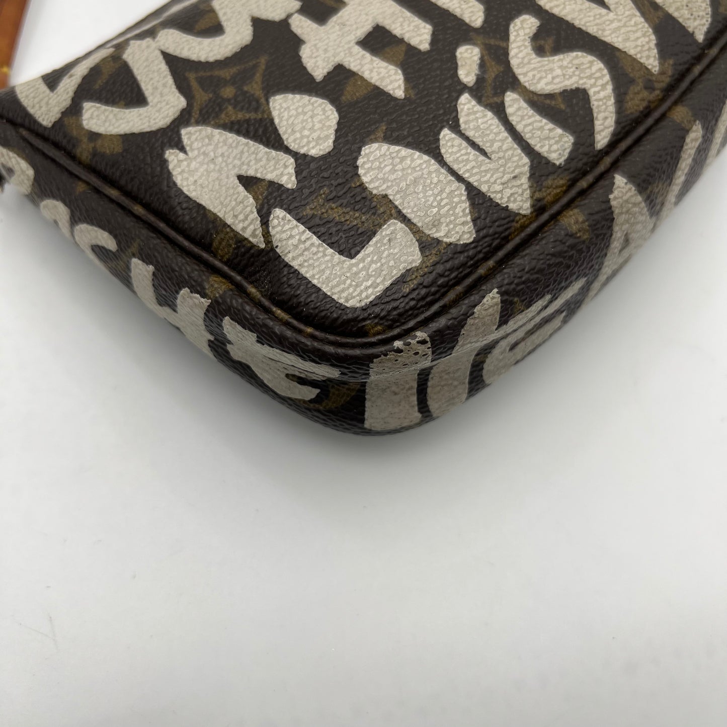 LV Stephen Sprouse White Graffiti Pochette