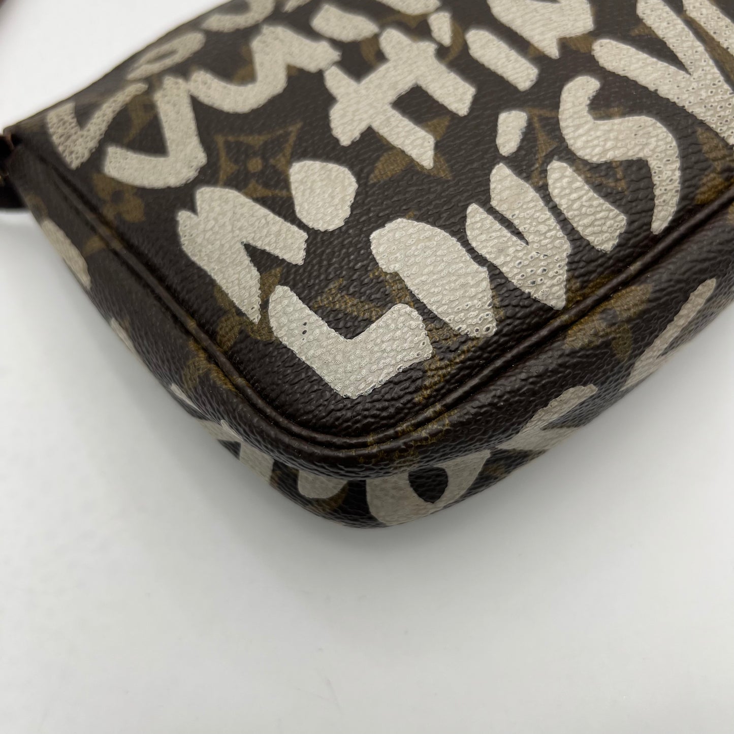 LV Stephen Sprouse White Graffiti Pochette