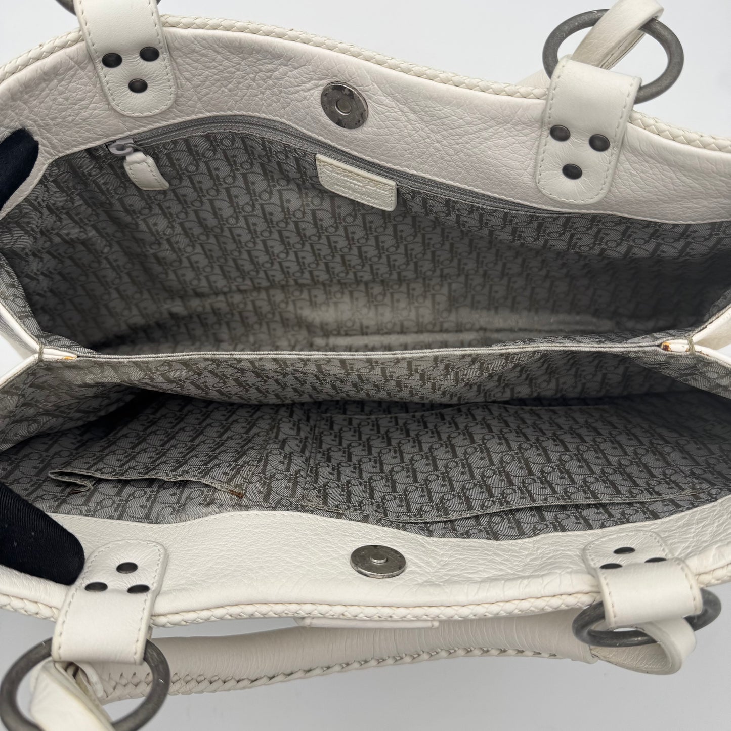 Christian Dior White Leather Whipstitch Gaucho Double Saddle Shoulder Bag