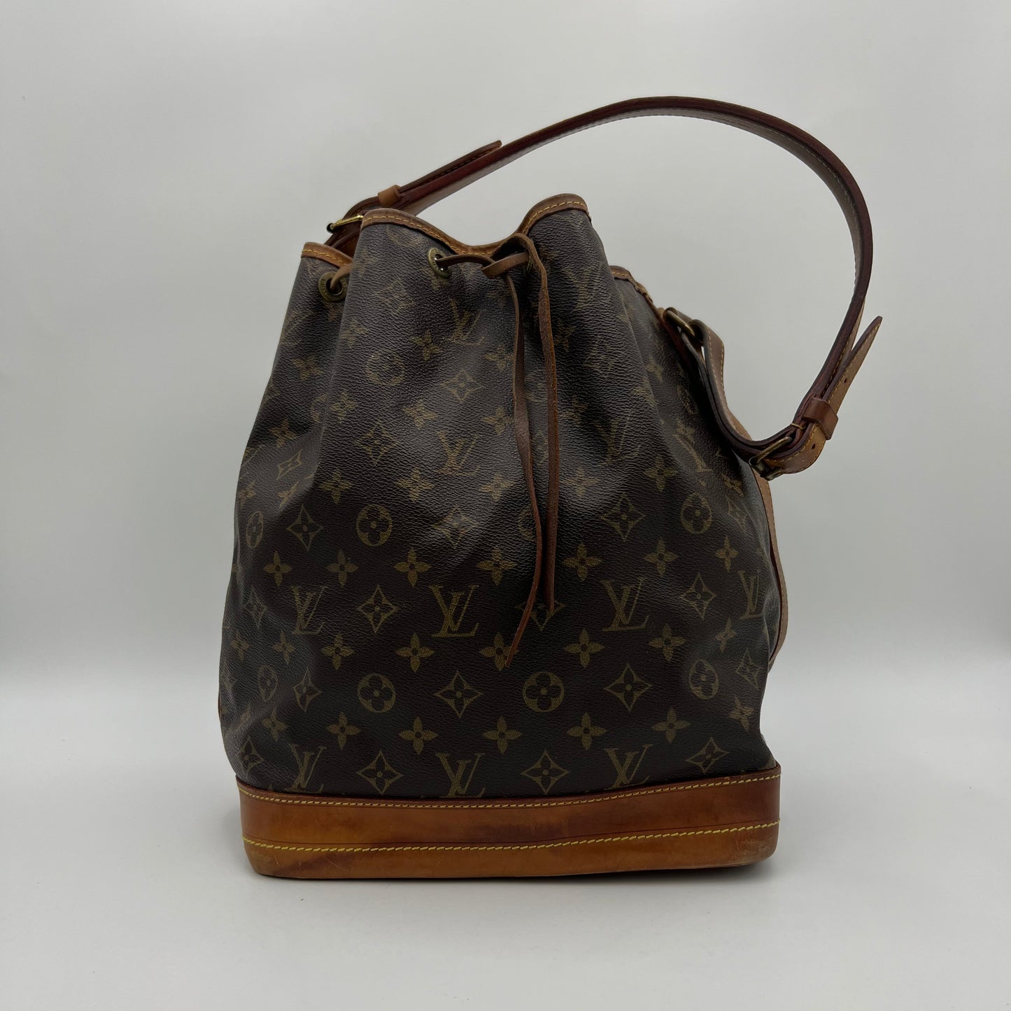 LV Monogram Noe GM