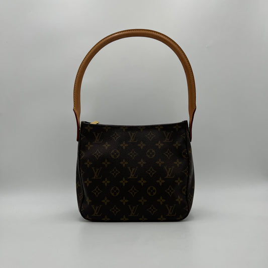 LV Monogram Looping MM