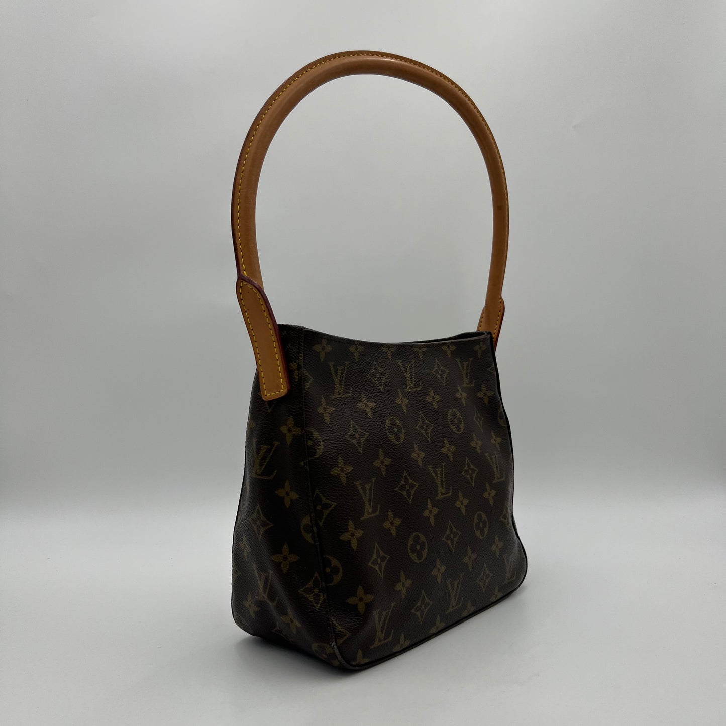 LV Monogram Looping MM