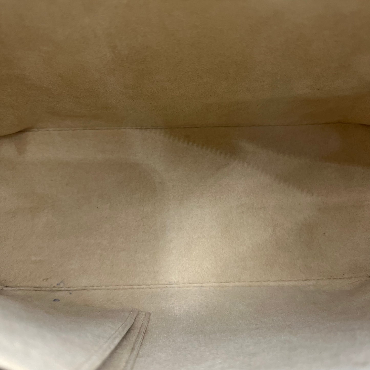 LV Monogram Looping MM