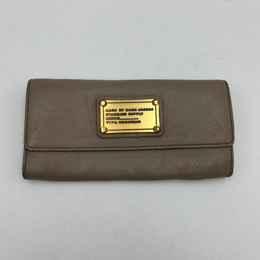 Marc by Marc Jacobs Gray Leather Long Wallet