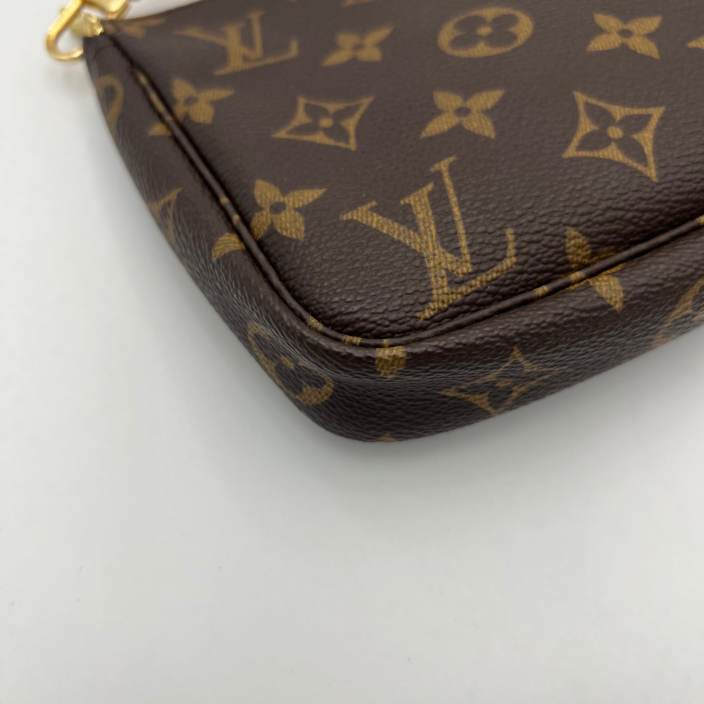 LV Monogram Pochette