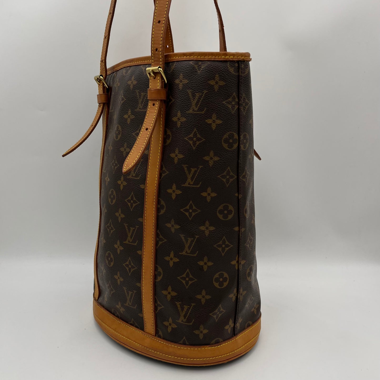 LV Monogram Bucket GM